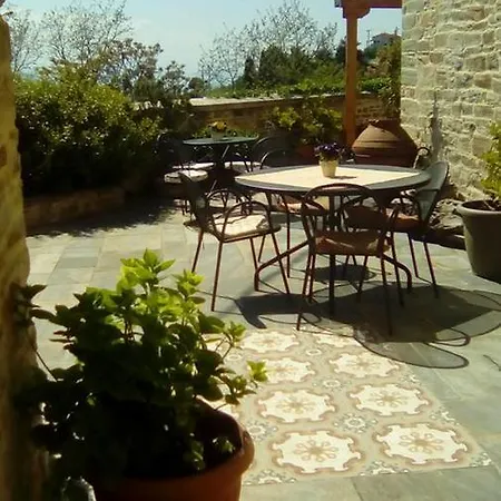 Xenonas Ton Chromaton 4*