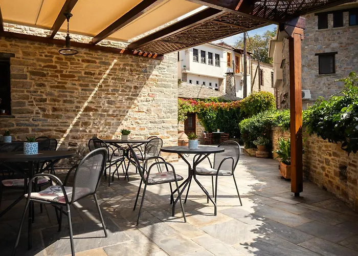 Casa de hóspedes Xenonas Ton Xromaton - Of Colors Lafkos